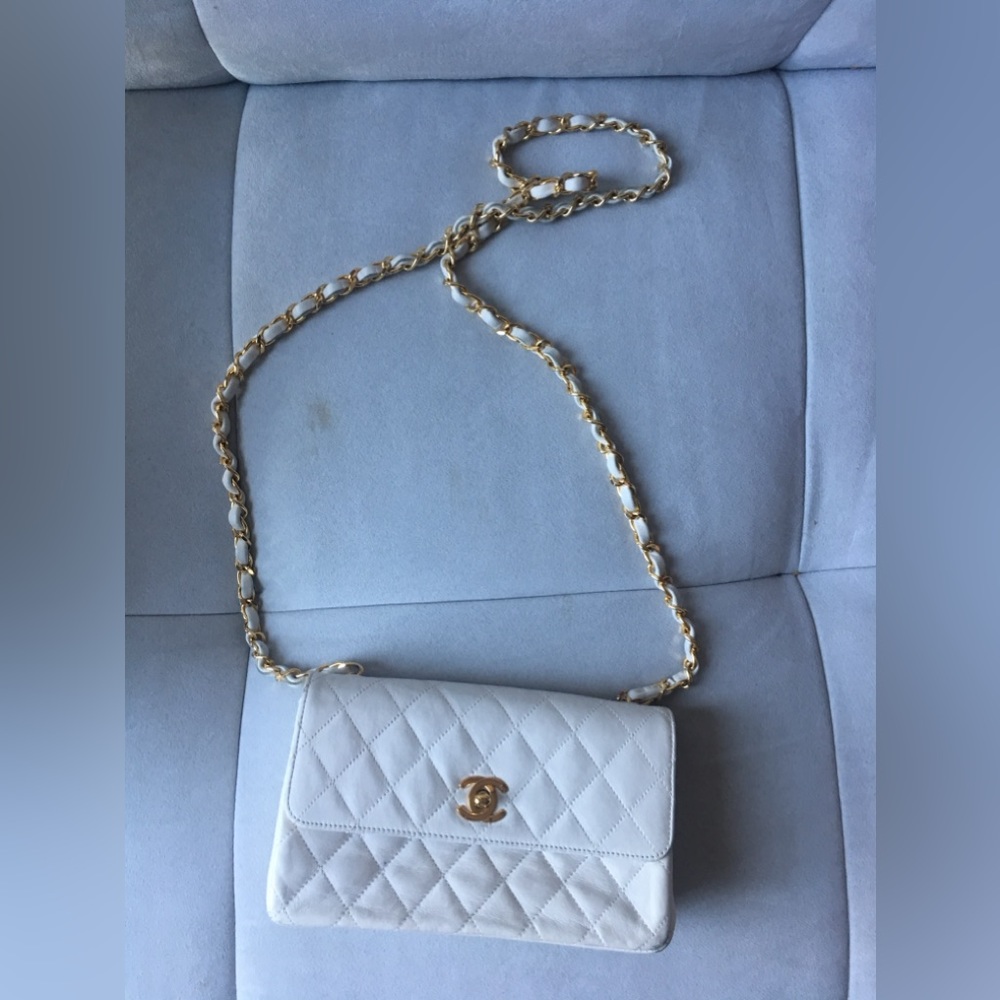Vintage Chanel Crossbody in gold hardware